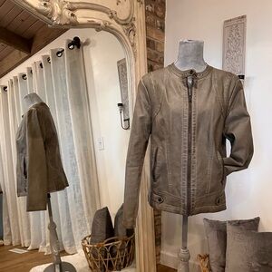 Sebby faux leather biker jacket. Size large. Taupe color